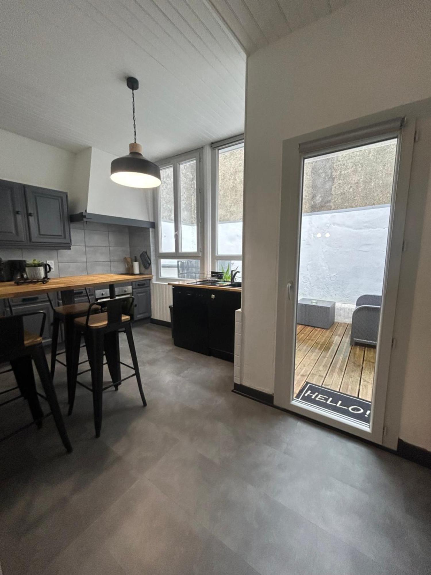 Maison De Ville Avec Garage Et Terrasse Lourdes Kültér fotó
