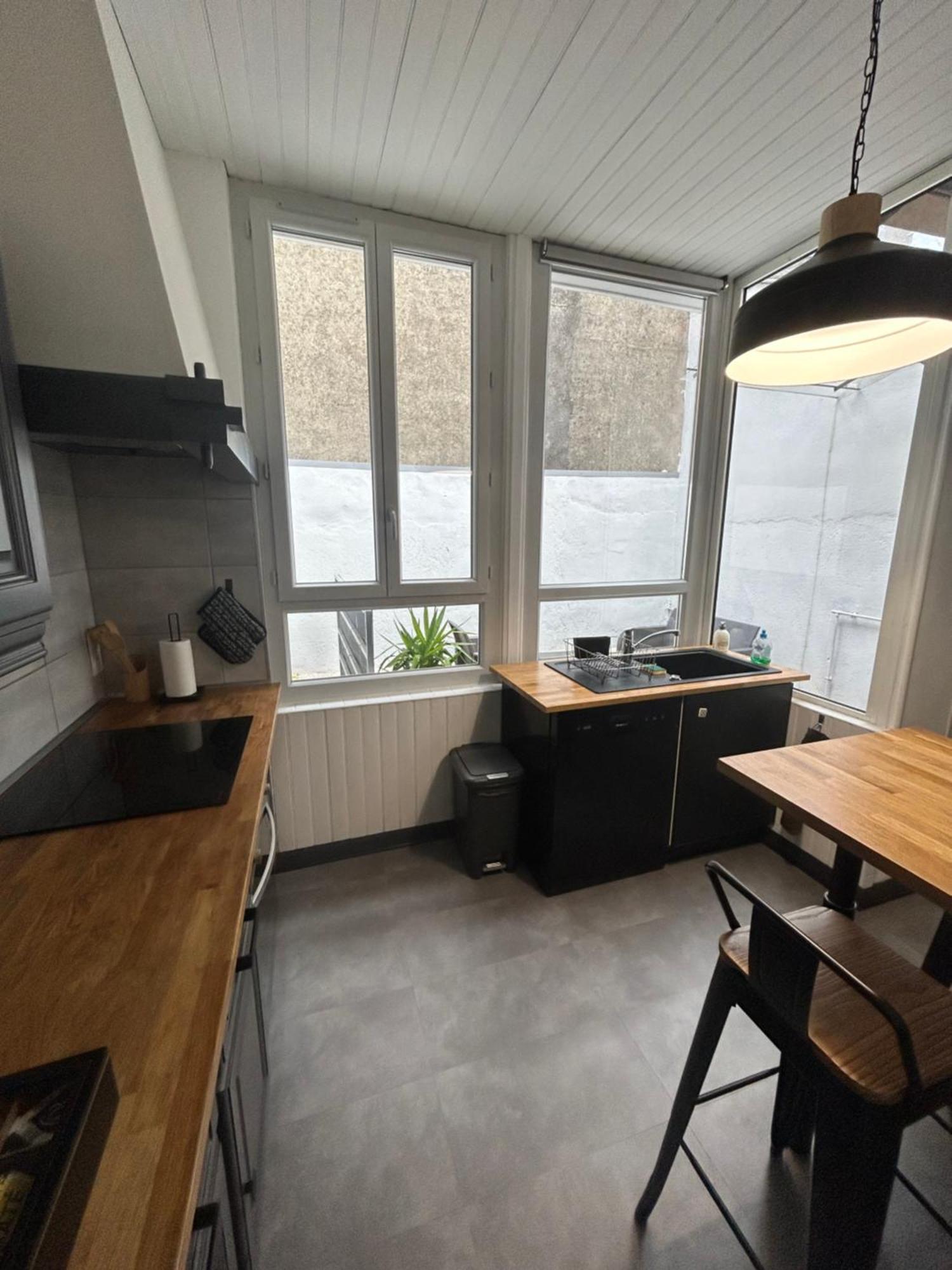 Maison De Ville Avec Garage Et Terrasse Lourdes Kültér fotó